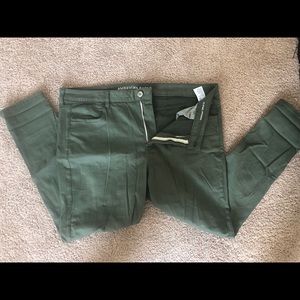 American Eagle Pants